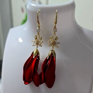 Elegant Red Floral Drop Earrings
